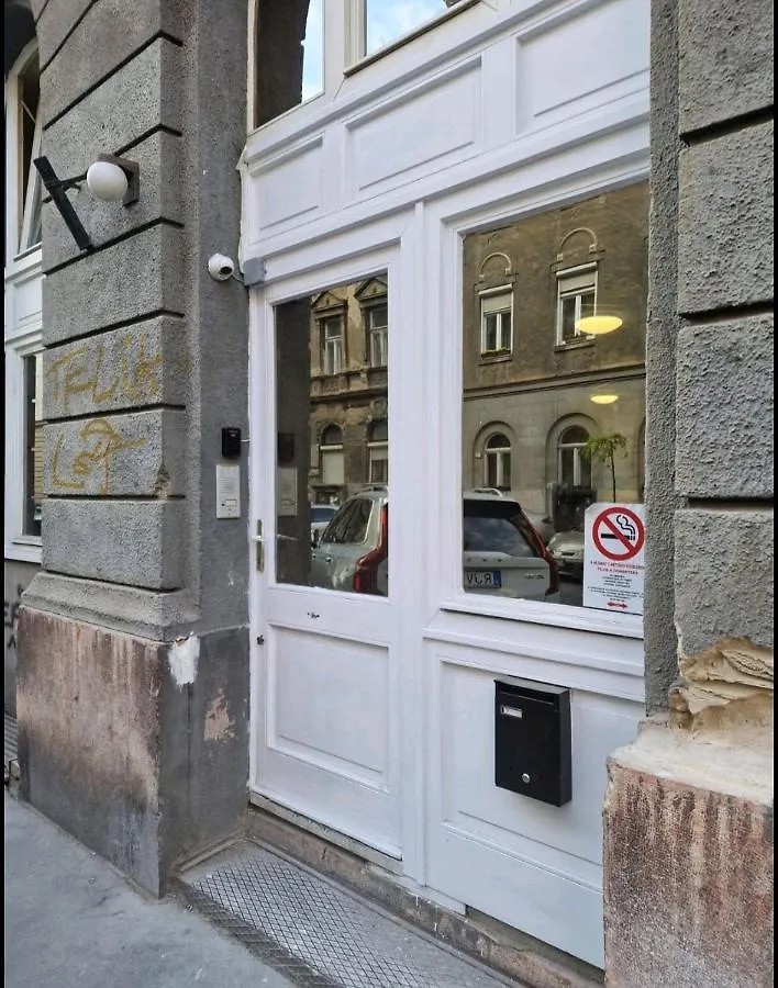 7Dab Josika 4 Contactless Self Check-In Aparthotel Budapest